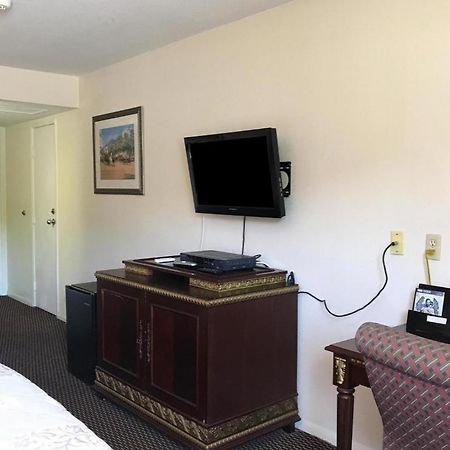 America'S Best Inn Urbana Champaign Exterior foto